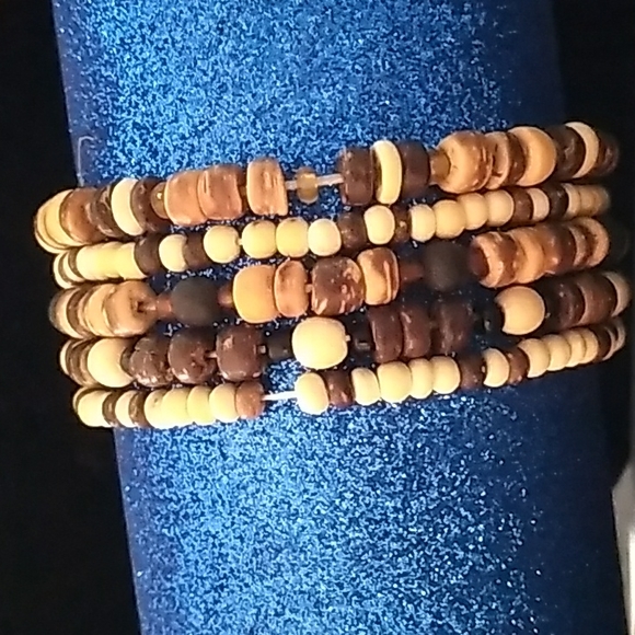 Eight piece jewelry set - Picture 4 of 8